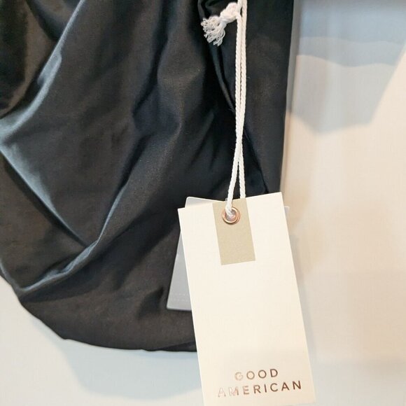 Good American Crop Swim Shirt Size 3XL Black Ruched-front Short Sleeve Top NWT - Picture 9 of 13